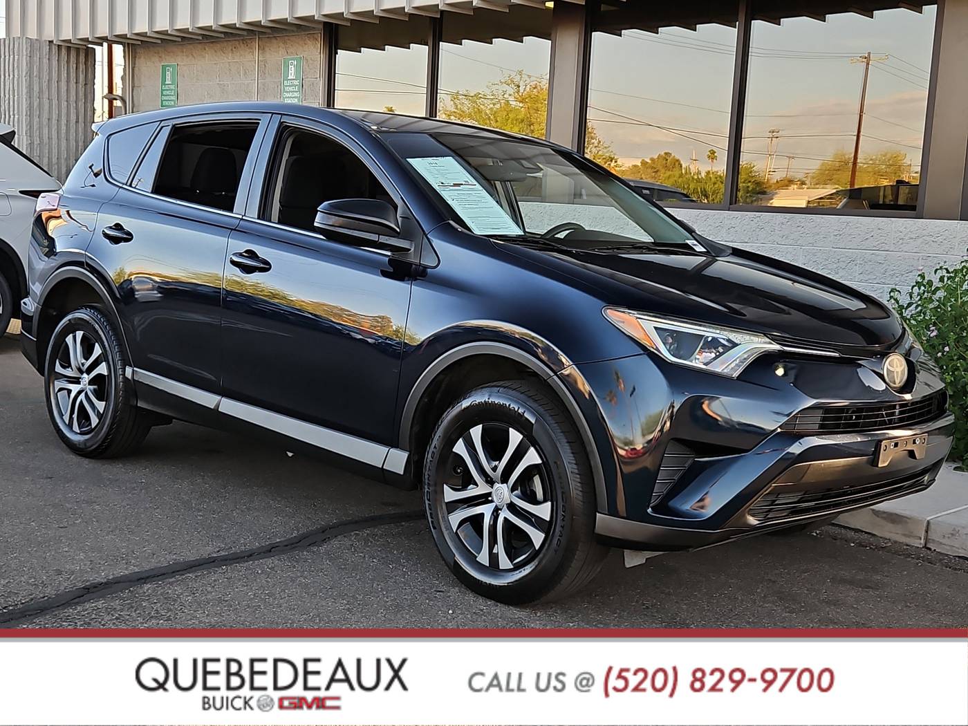 2018 Toyota RAV4 LE — SUV — 71,286 mi — Tucson, AZ