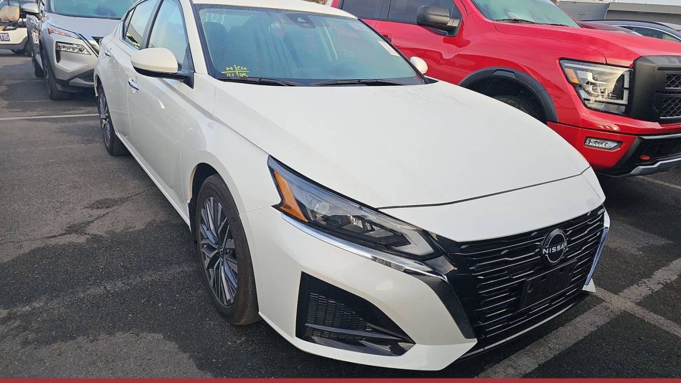 2023 Nissan Altima SV — Sedan — 5,936 mi — Tucson, AZ