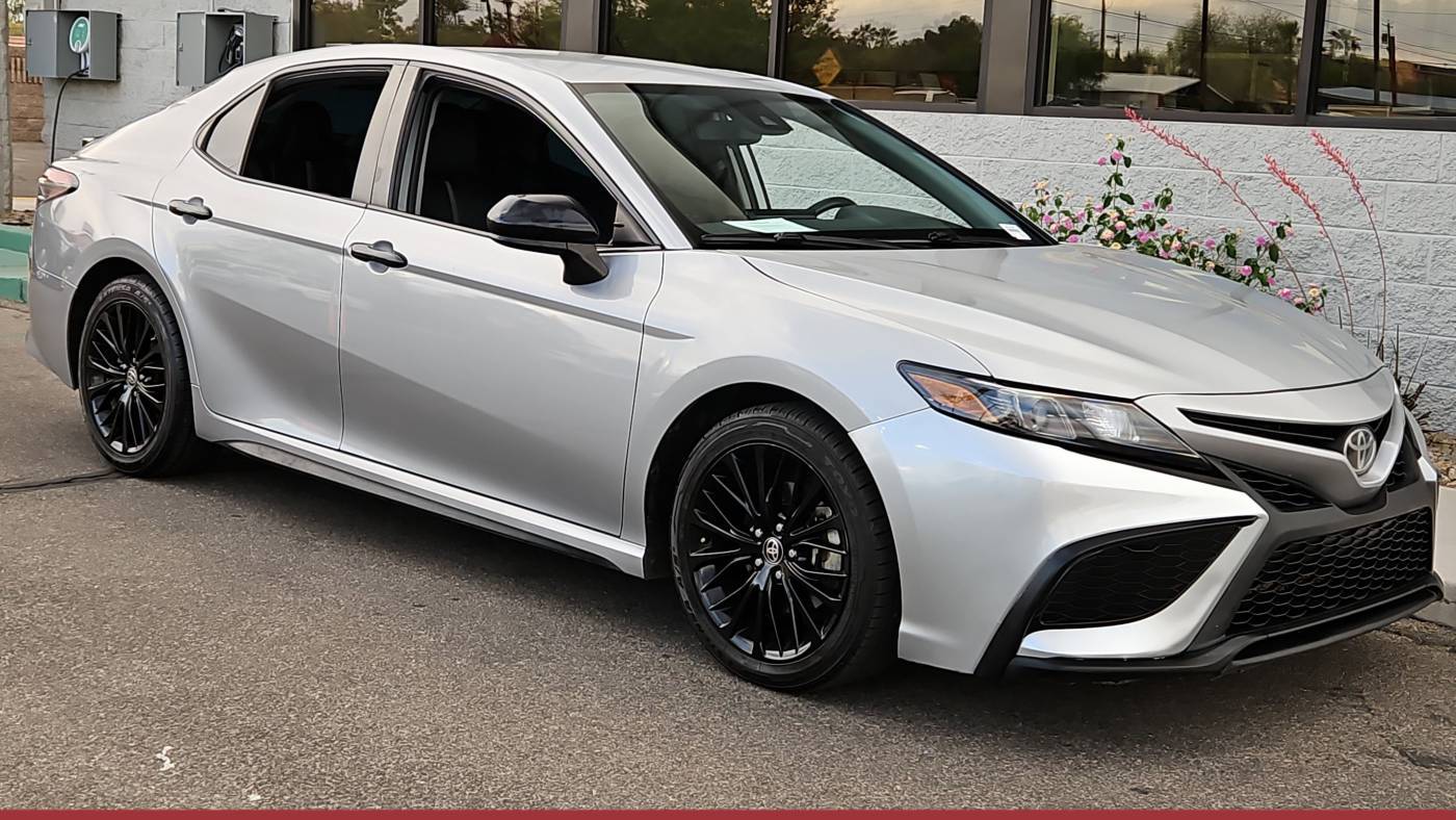 2021 Toyota Camry SE Nightshade