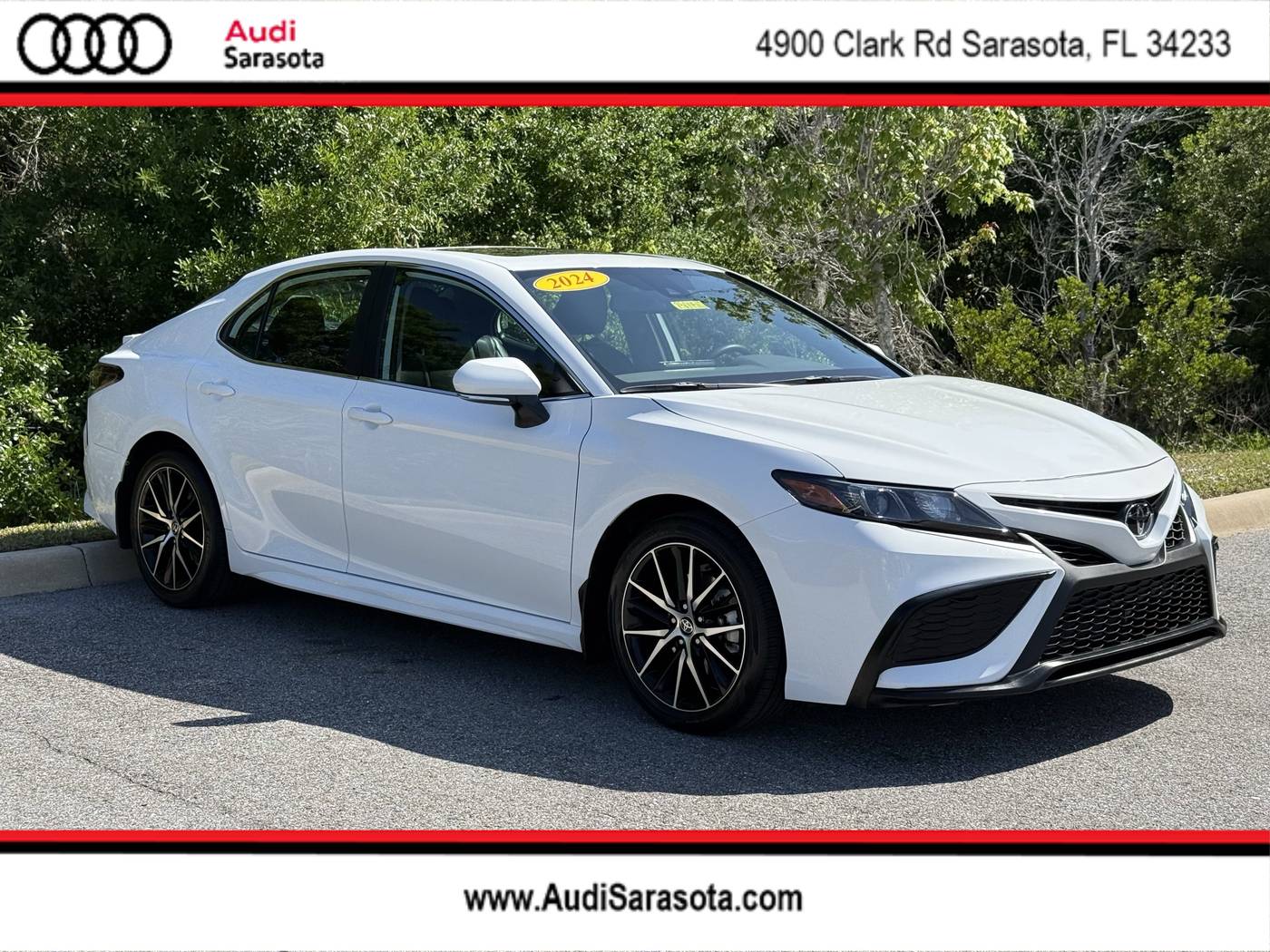 2024 Toyota Camry SE — Sedan — 8,760 mi — Sarasota, FL