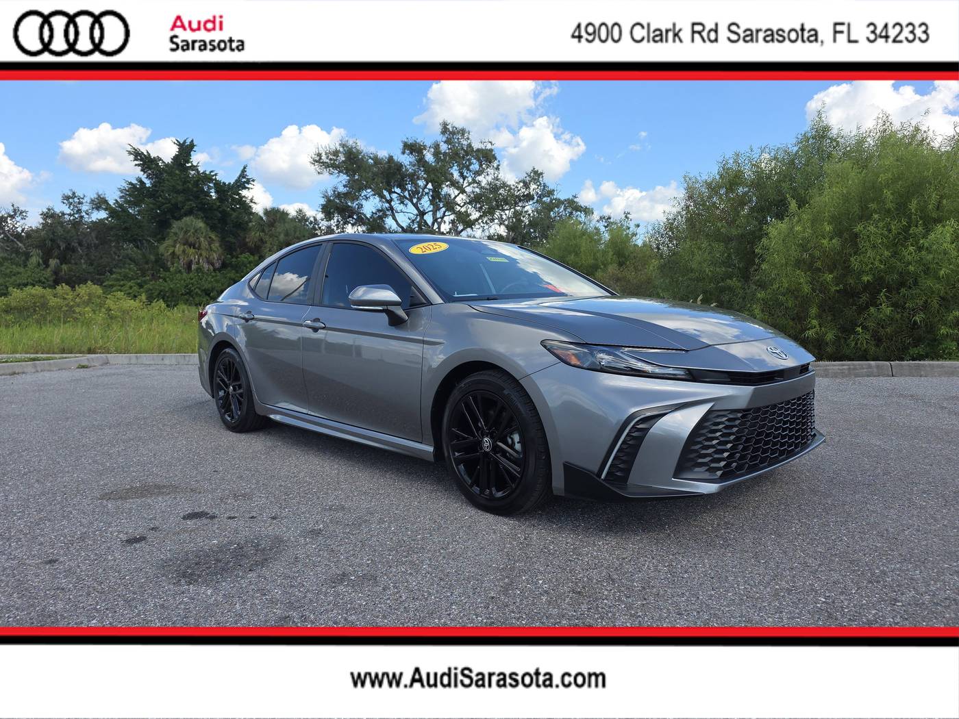2025 Toyota Camry Hybrid SE — Sedan — 5,982 mi — Sarasota, FL