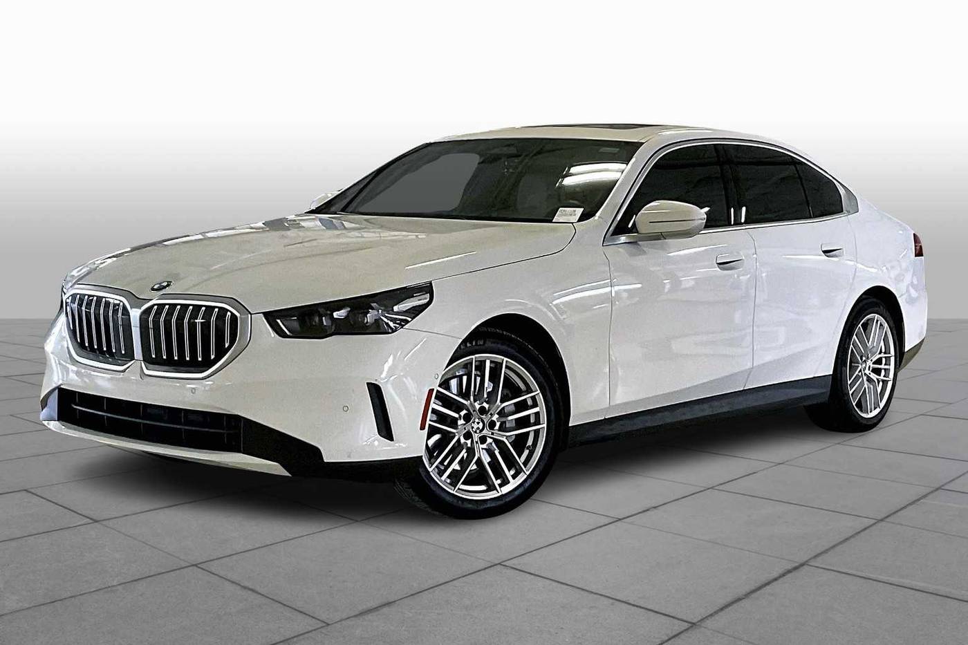 2024 BMW 5 Series 530i — Sedan — 15,136 mi — Arlington, TX