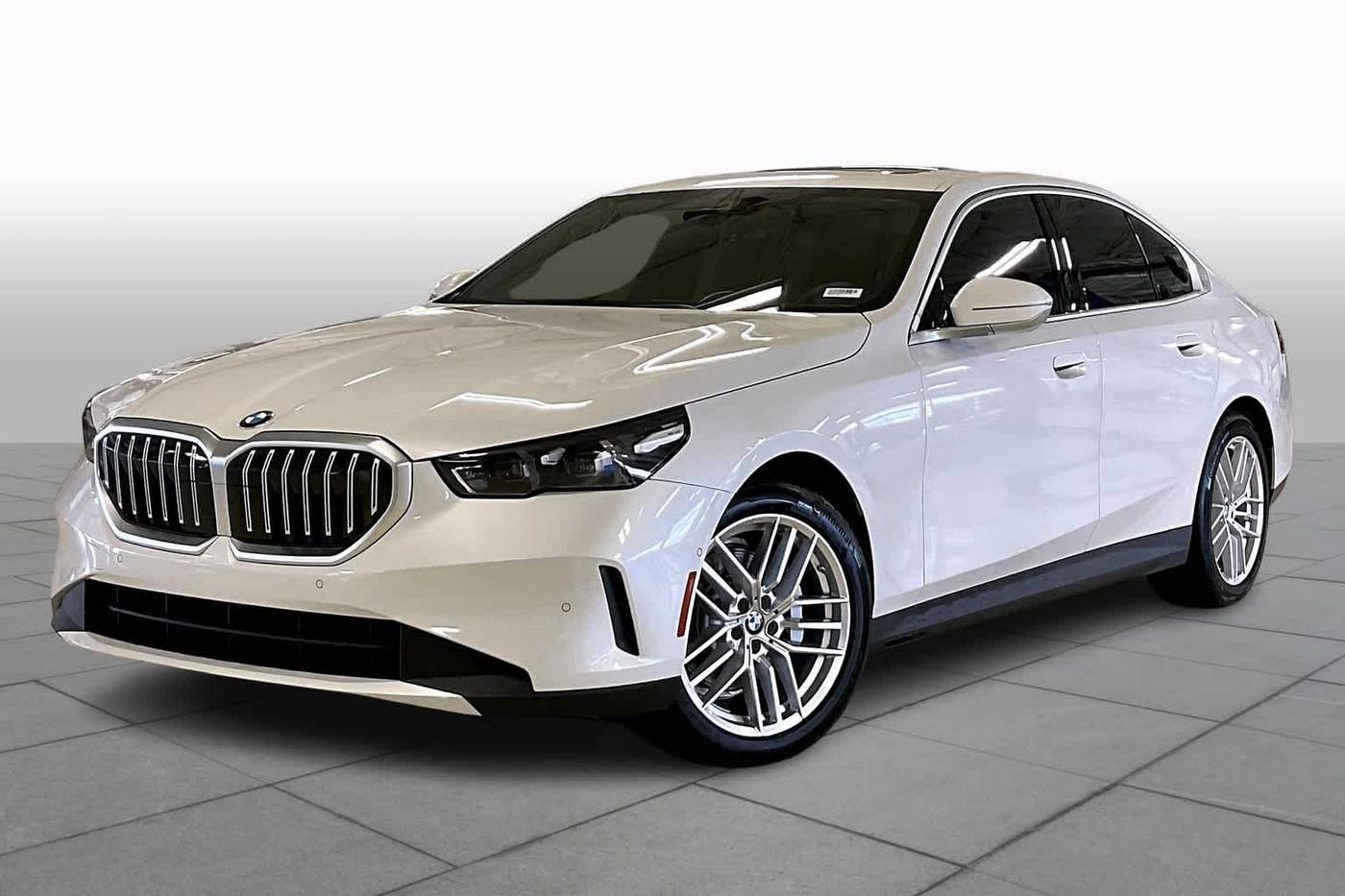 2024 BMW 5 Series 530i — Sedan — 14,755 mi — Arlington, TX