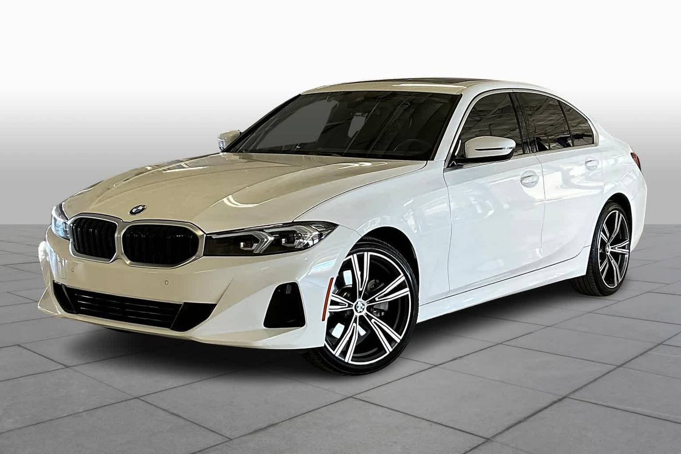 2024 BMW 3 Series 330i — Sedan — 14,940 mi — Arlington, TX