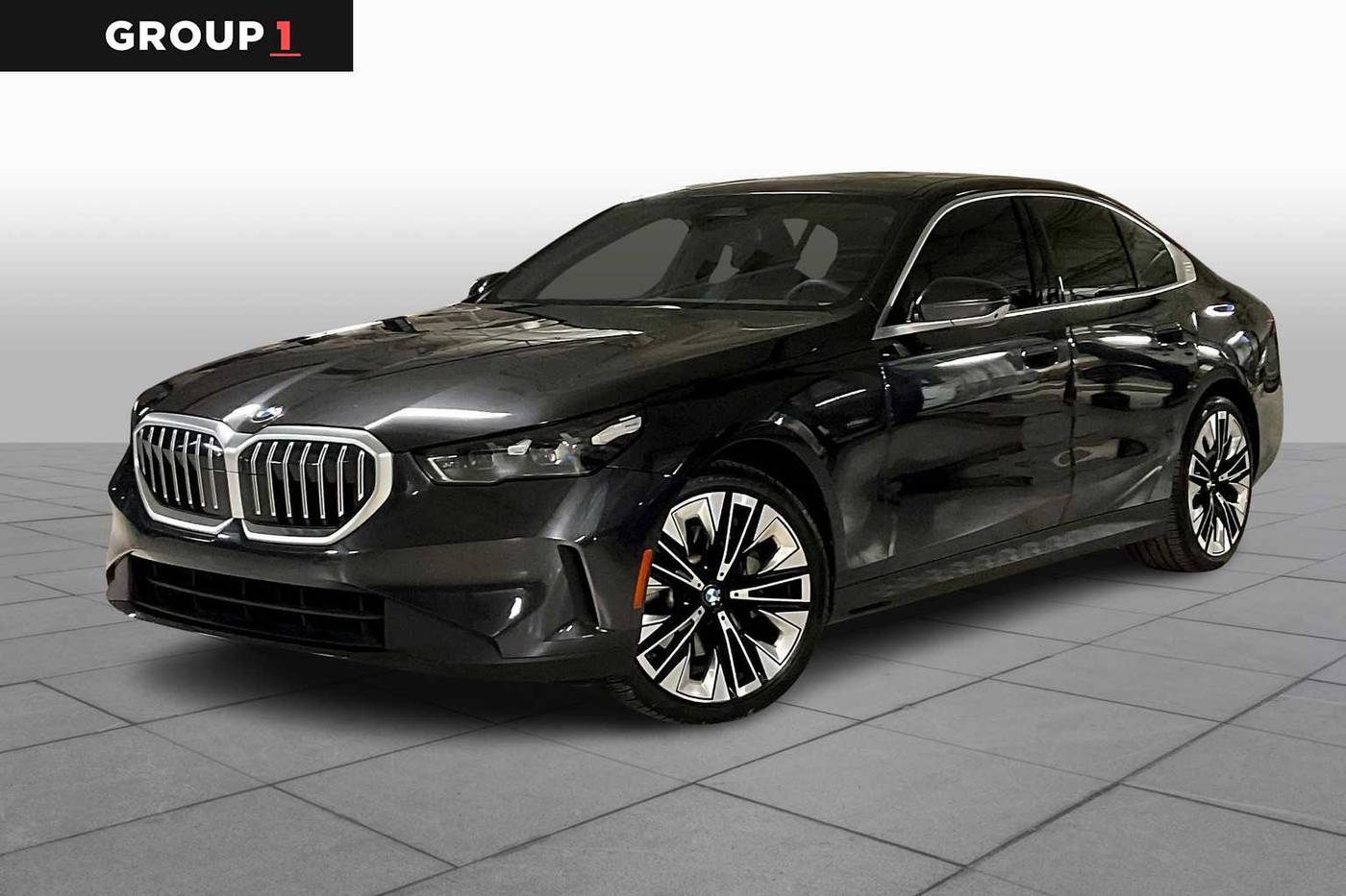 2025 BMW 5 Series 530i — Sedan — 14,582 mi — Arlington, TX