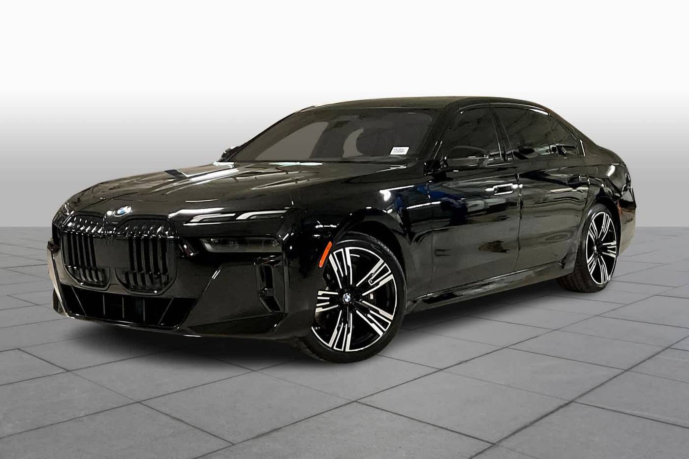2023 BMW 7 Series 740i — Sedan — 17,843 mi — Arlington, TX