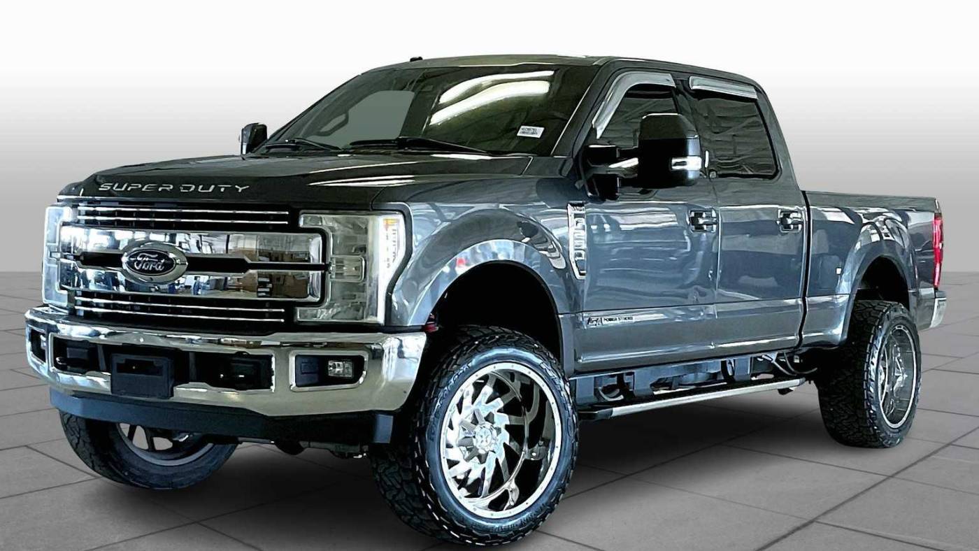 2017 Ford Super Duty F-250 Lariat — Pickup Truck — 107,064 mi — Arlington, TX