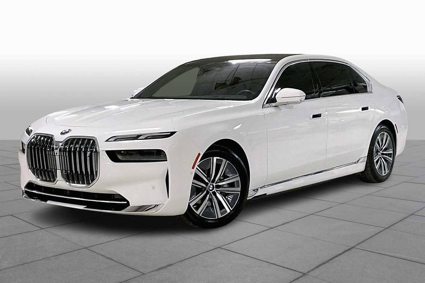 2024 BMW i7 eDrive50 — Sedan — 13,983 mi — Arlington, TX