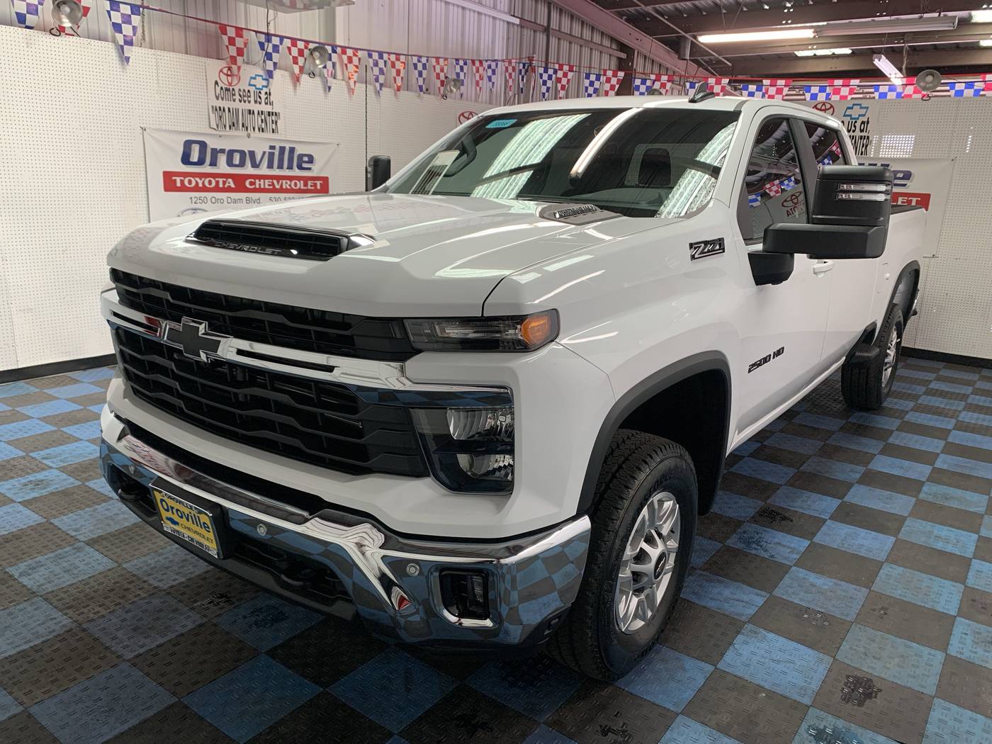 2025 Chevrolet Silverado 2500HD LT