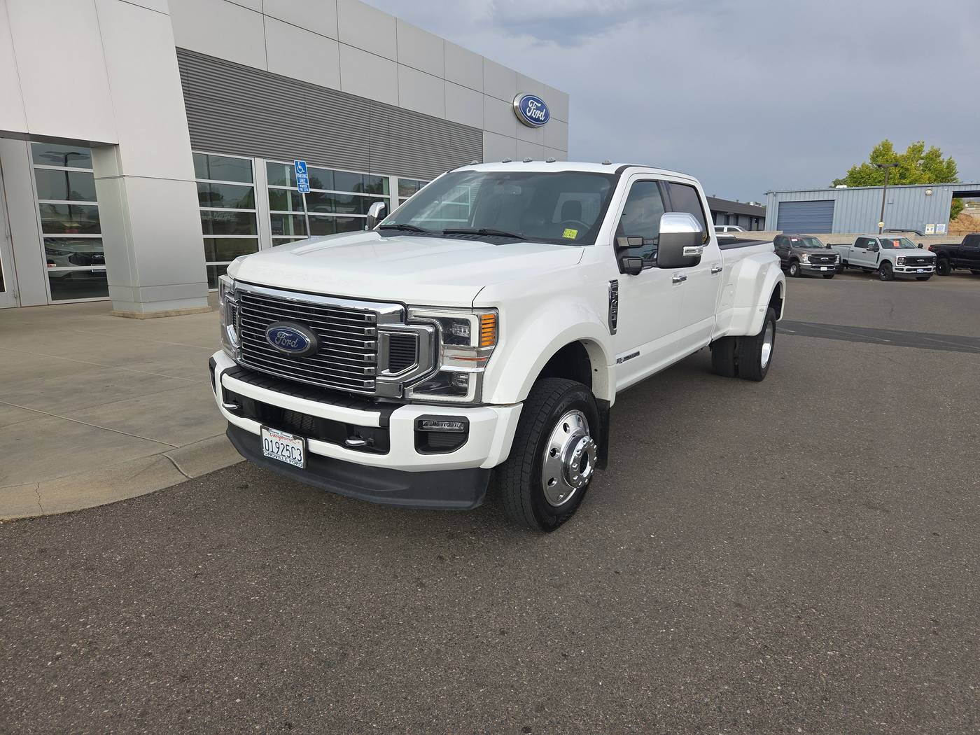 2020 Ford Super Duty F-450 Platinum — Pickup Truck — 60,973 mi — Oroville, CA