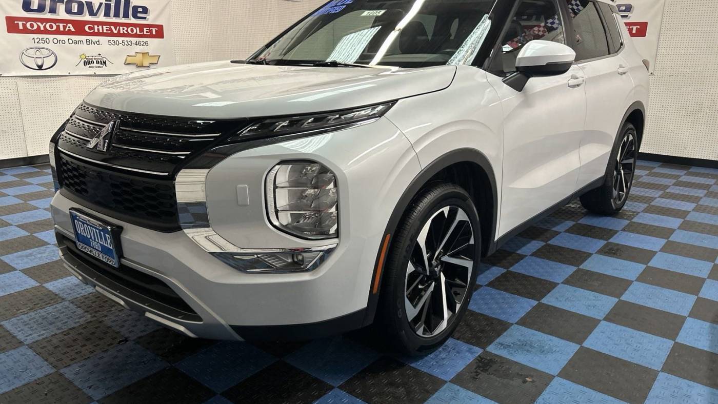2023 Mitsubishi Outlander SE Special Edition — SUV — 36,568 mi — Oroville, CA