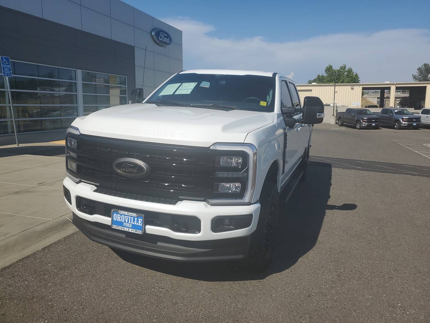 2024 Ford Super Duty F-250 LARIAT — Pickup Truck — 13,720 mi — Oroville, CA