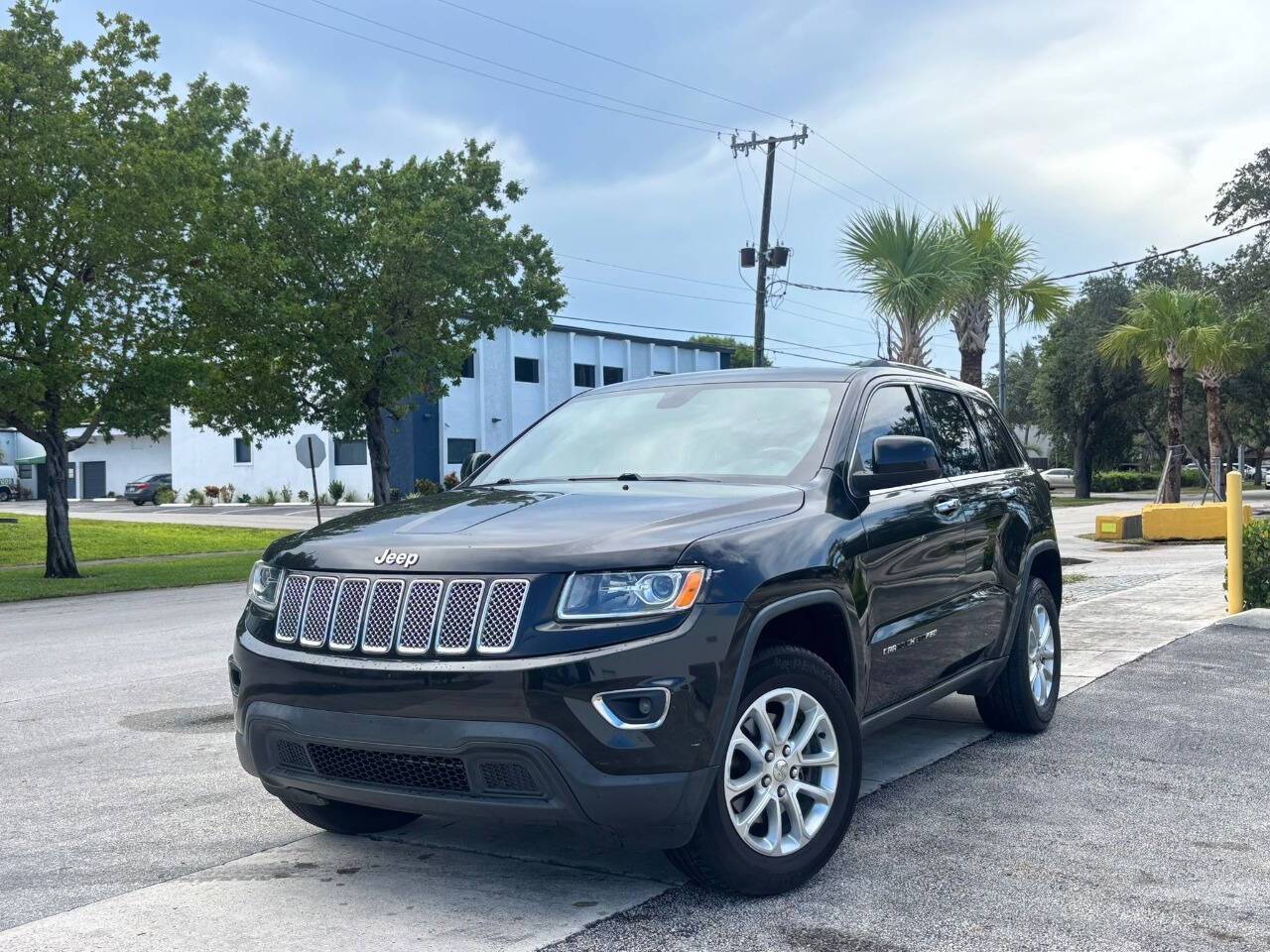 2014 Jeep Grand Cherokee Laredo — SUV — 157,620 mi — Hollywood, FL