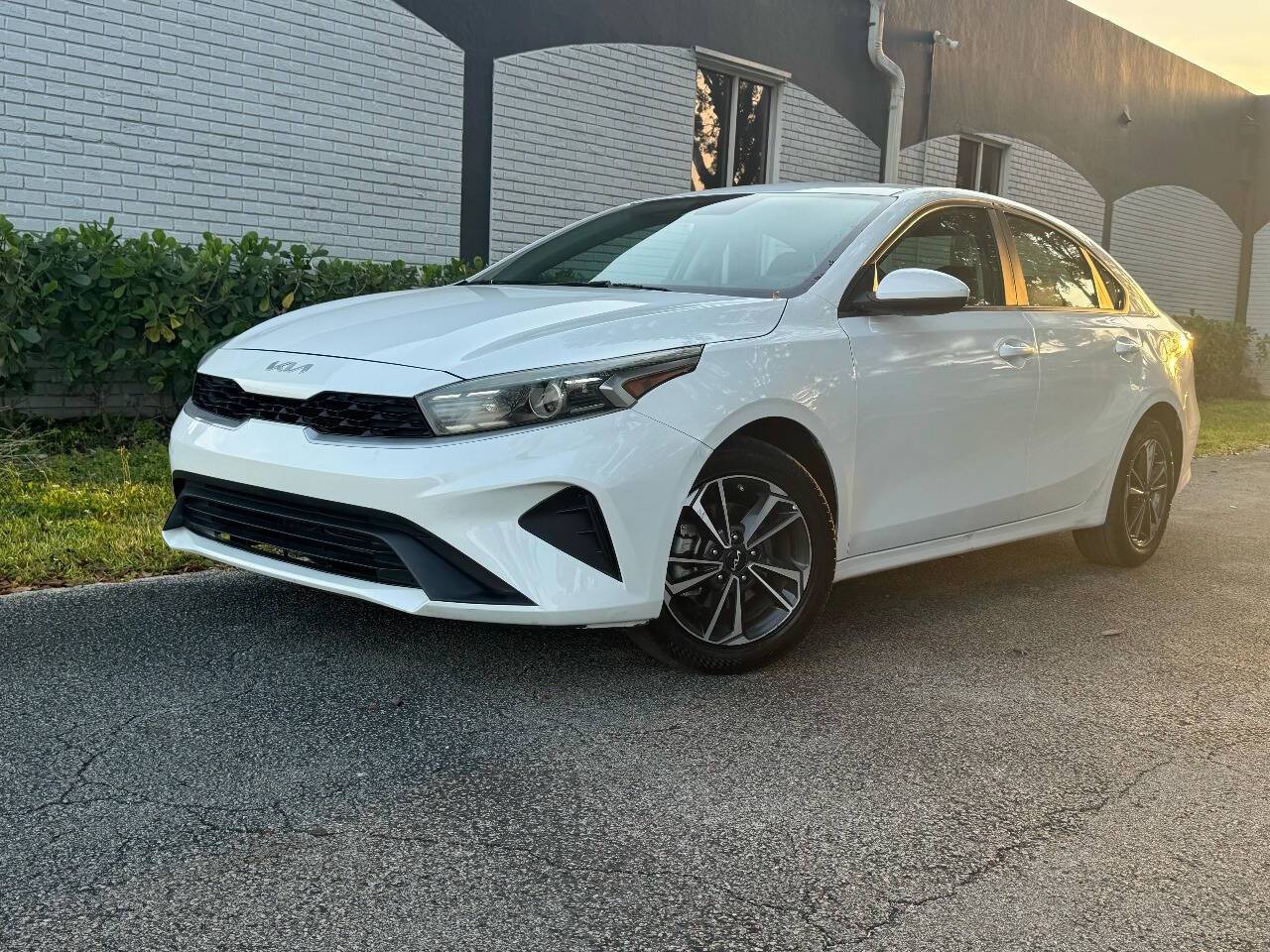 2024 Kia Forte LXS — Sedan — 66,604 mi — Hollywood, FL