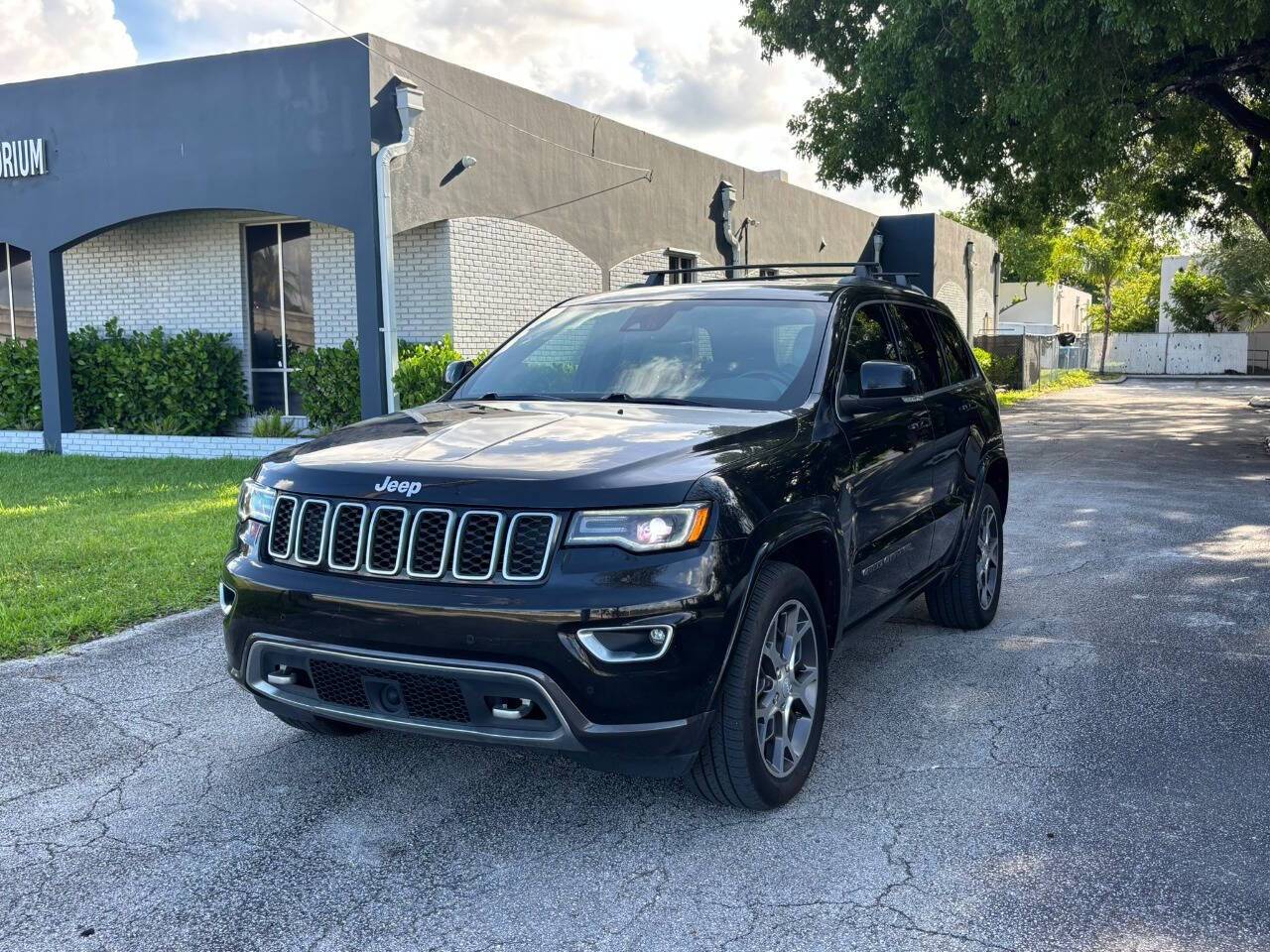 2018 Jeep Grand Cherokee Sterling Edition — SUV — 133,392 mi — Hollywood, FL