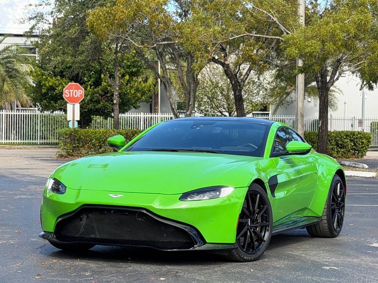 2019 Aston Martin Vantage Standard