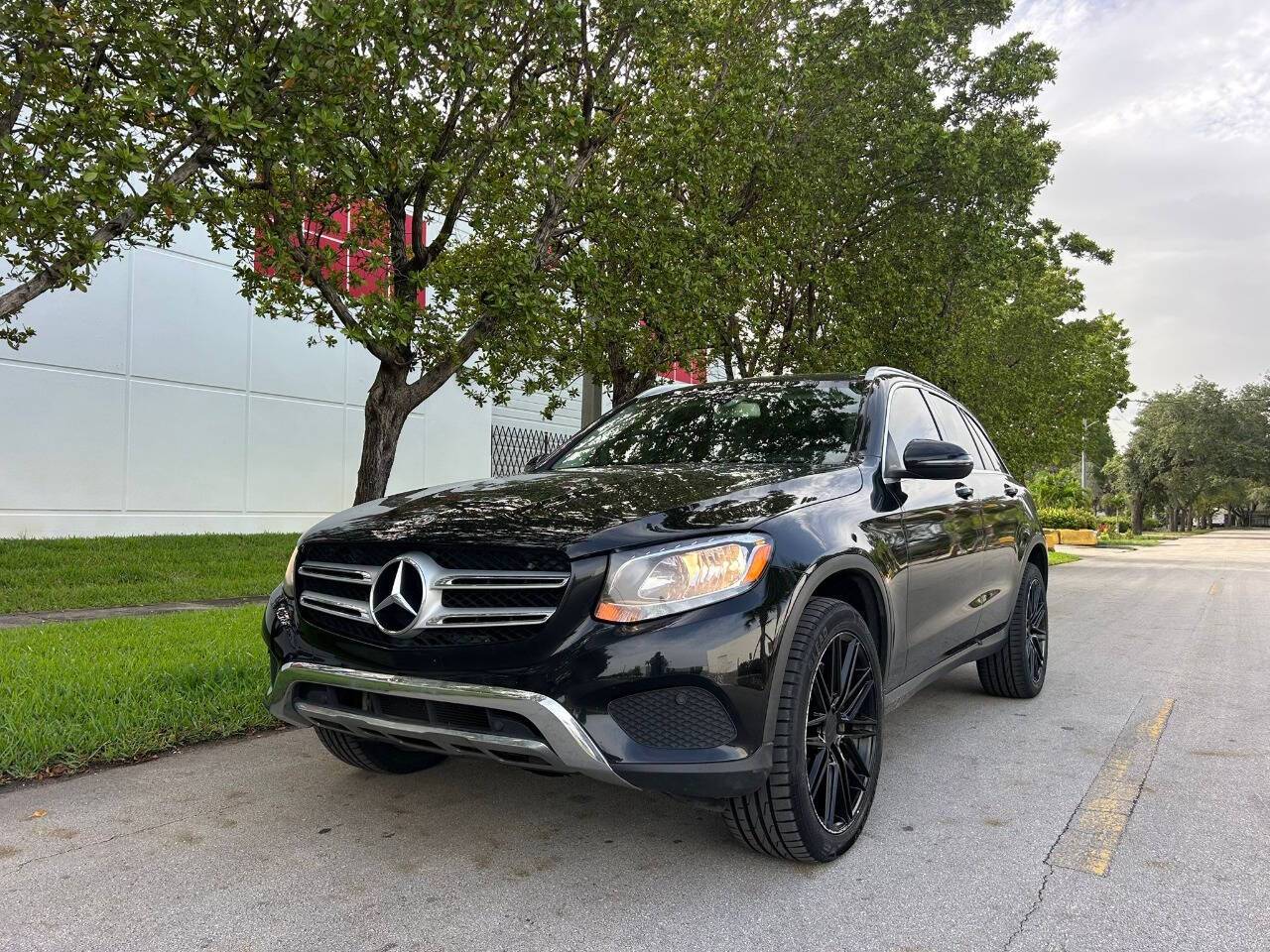 2018 Mercedes-Benz GLC GLC 300 — SUV — 92,167 mi — Hollywood, FL