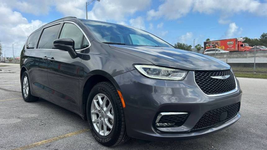 2022 Chrysler Pacifica Touring L — Minivan — 69,626 mi — Hollywood, FL