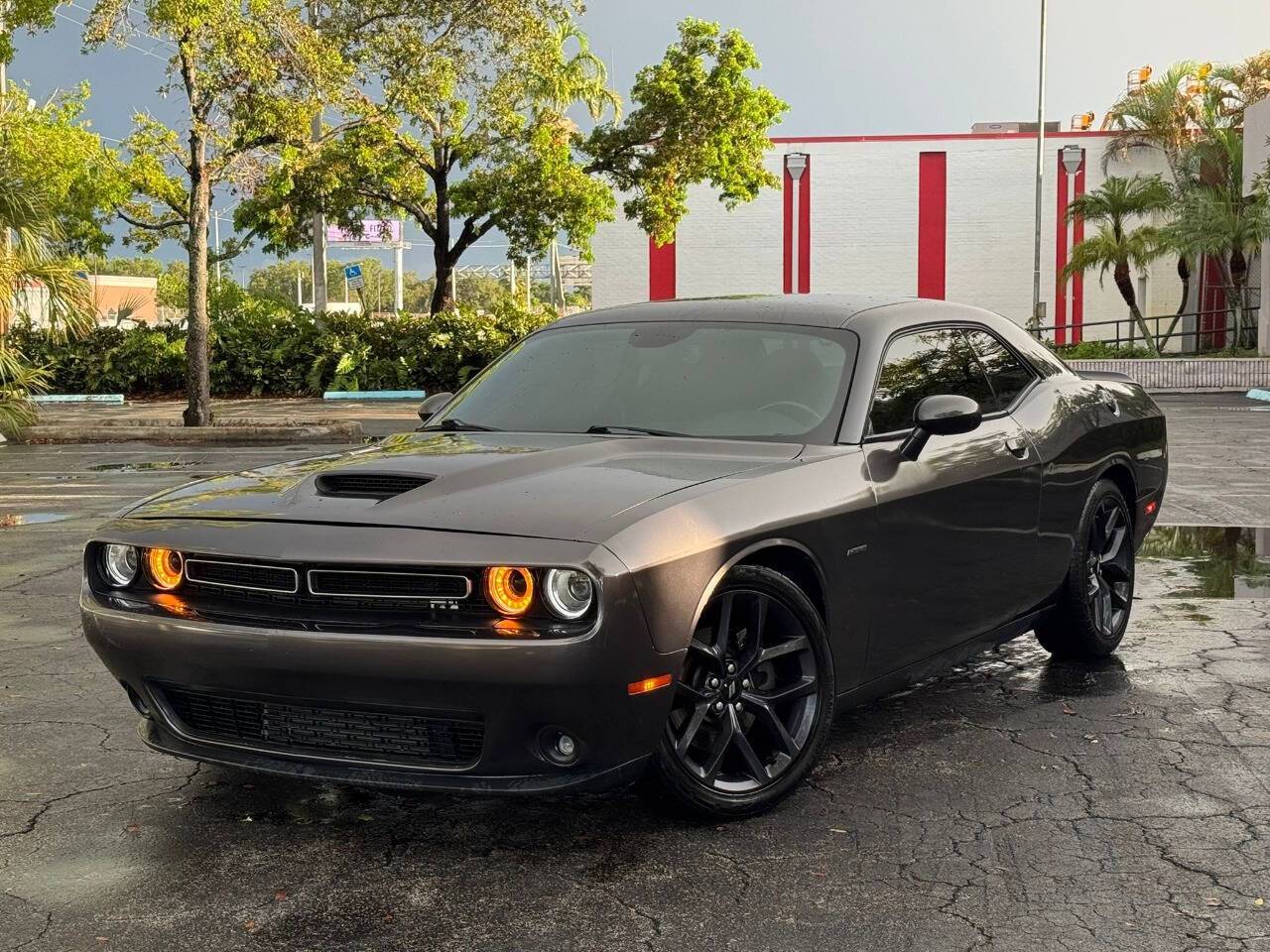2019 Dodge Challenger R/T — Coupe — 56,434 mi — Hollywood, FL