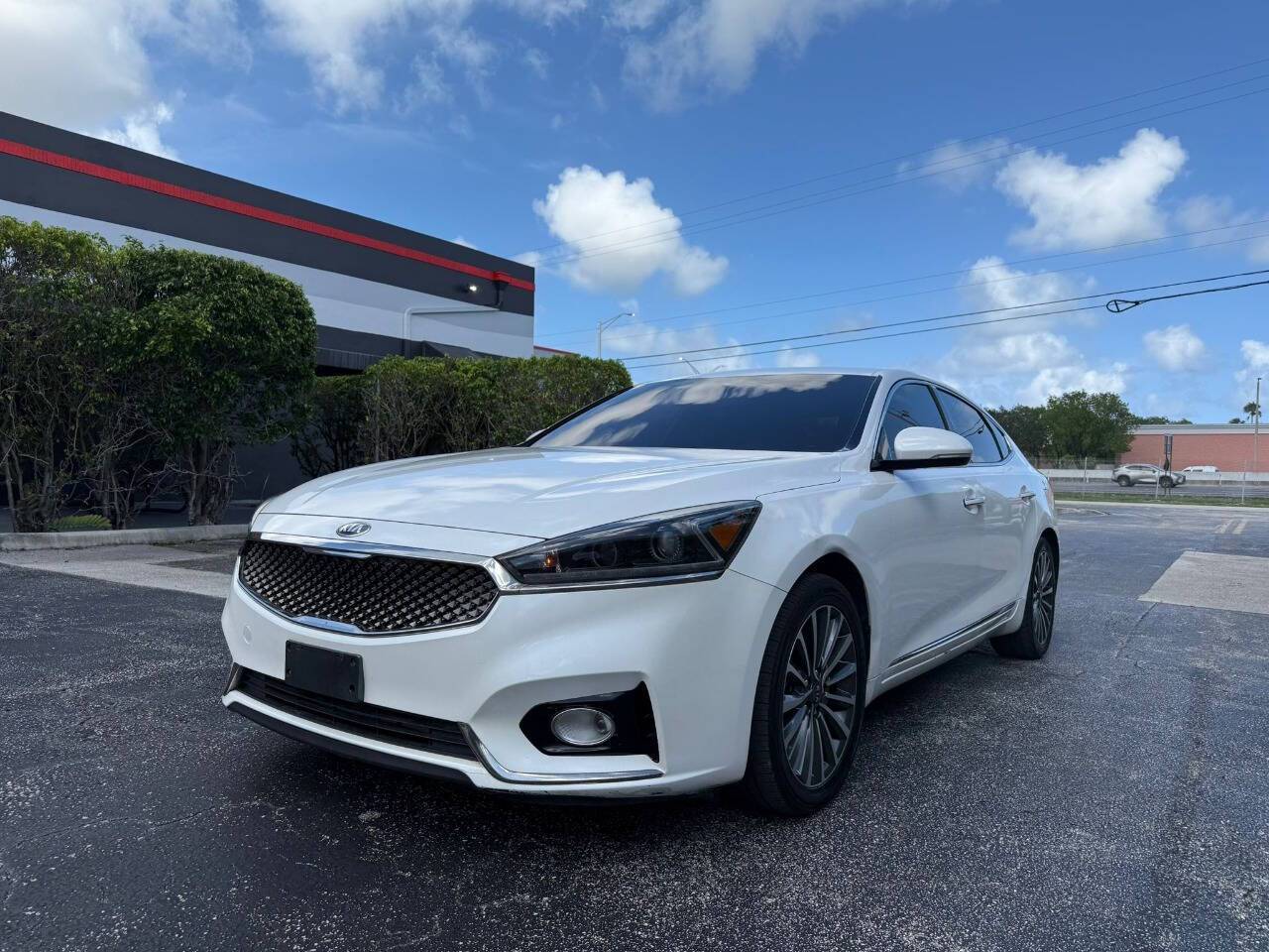 2018 Kia Cadenza Premium — Sedan — 74,795 mi — Hollywood, FL