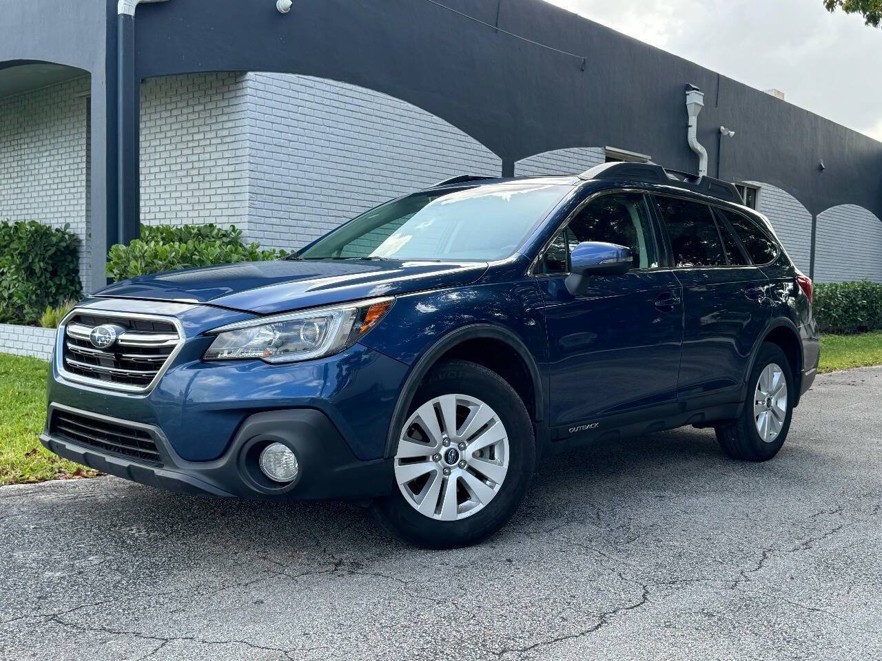 2019 Subaru Outback 2.5i Premium — SUV — 82,558 mi — Hollywood, FL