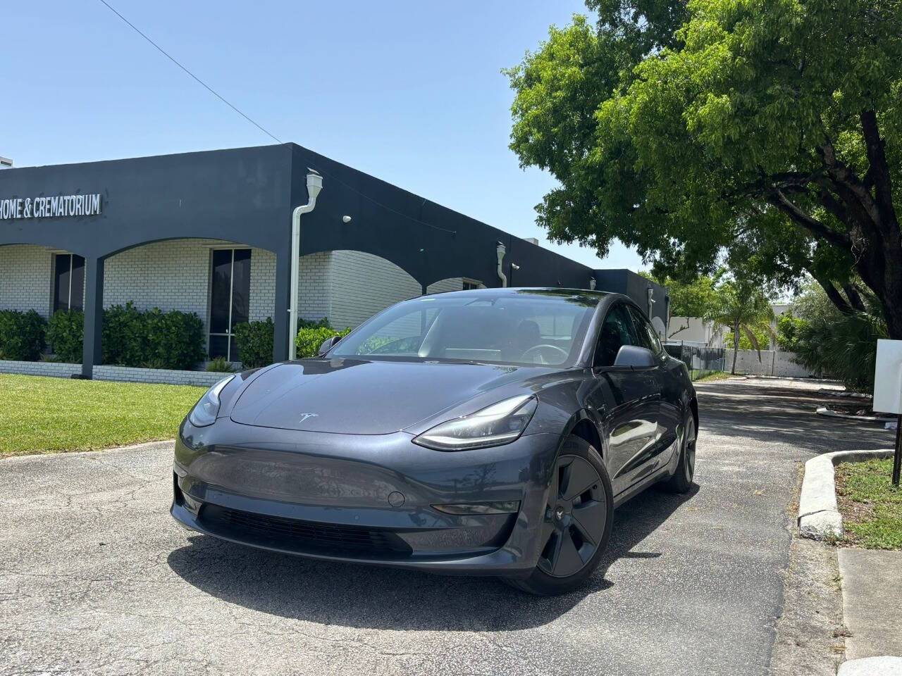 2022 Tesla Model 3 Long Range — Sedan — 25,895 mi — Hollywood, FL