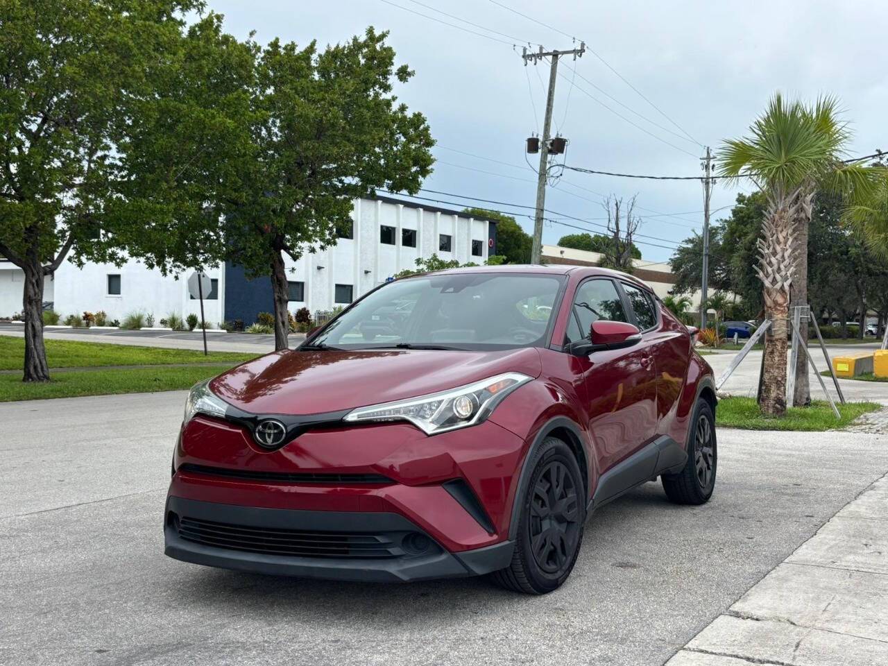 2019 Toyota C-HR LE — SUV — 88,453 mi — Hollywood, FL