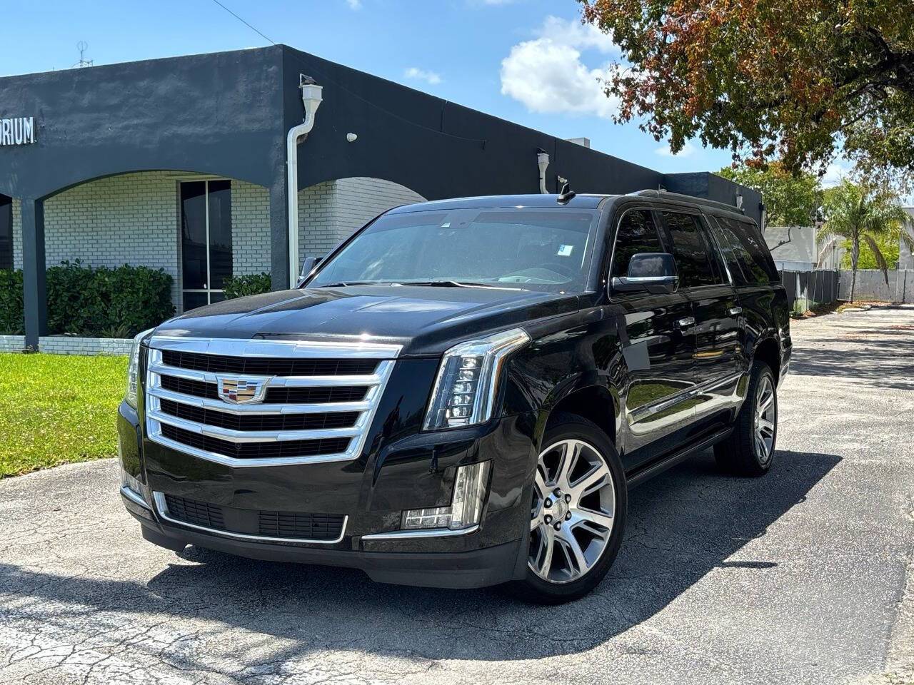 2015 Cadillac Escalade Premium — SUV — 133,211 mi — Hollywood, FL