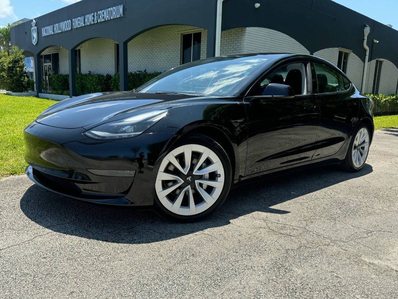 2023 Tesla Model 3 Model 3 — Sedan — 28,237 mi — Hollywood, FL