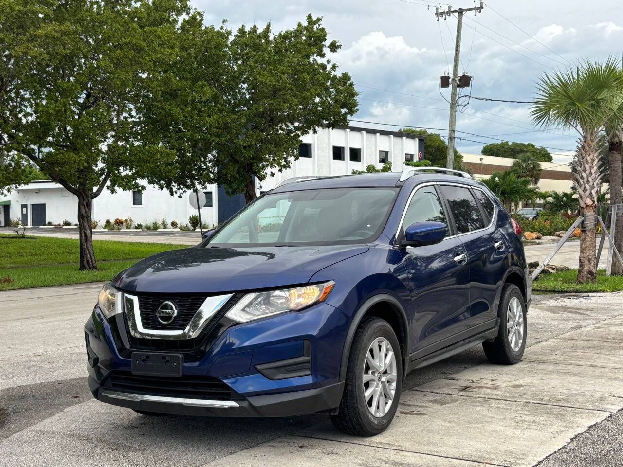2018 Nissan Rogue SV — SUV — 120,157 mi — Hollywood, FL