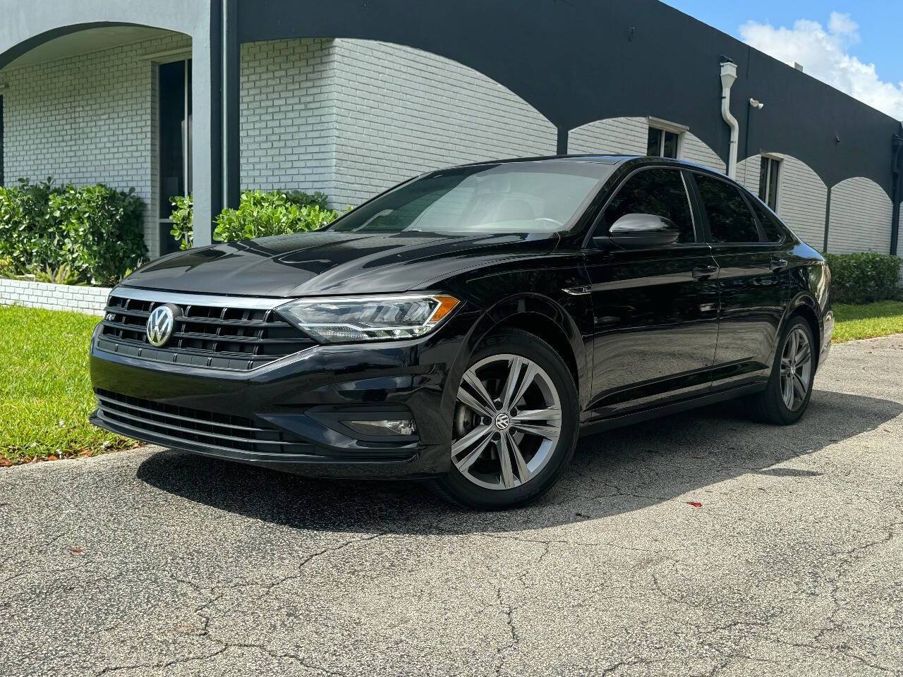 2020 Volkswagen Jetta R-Line — Sedan — 103,704 mi — Hollywood, FL
