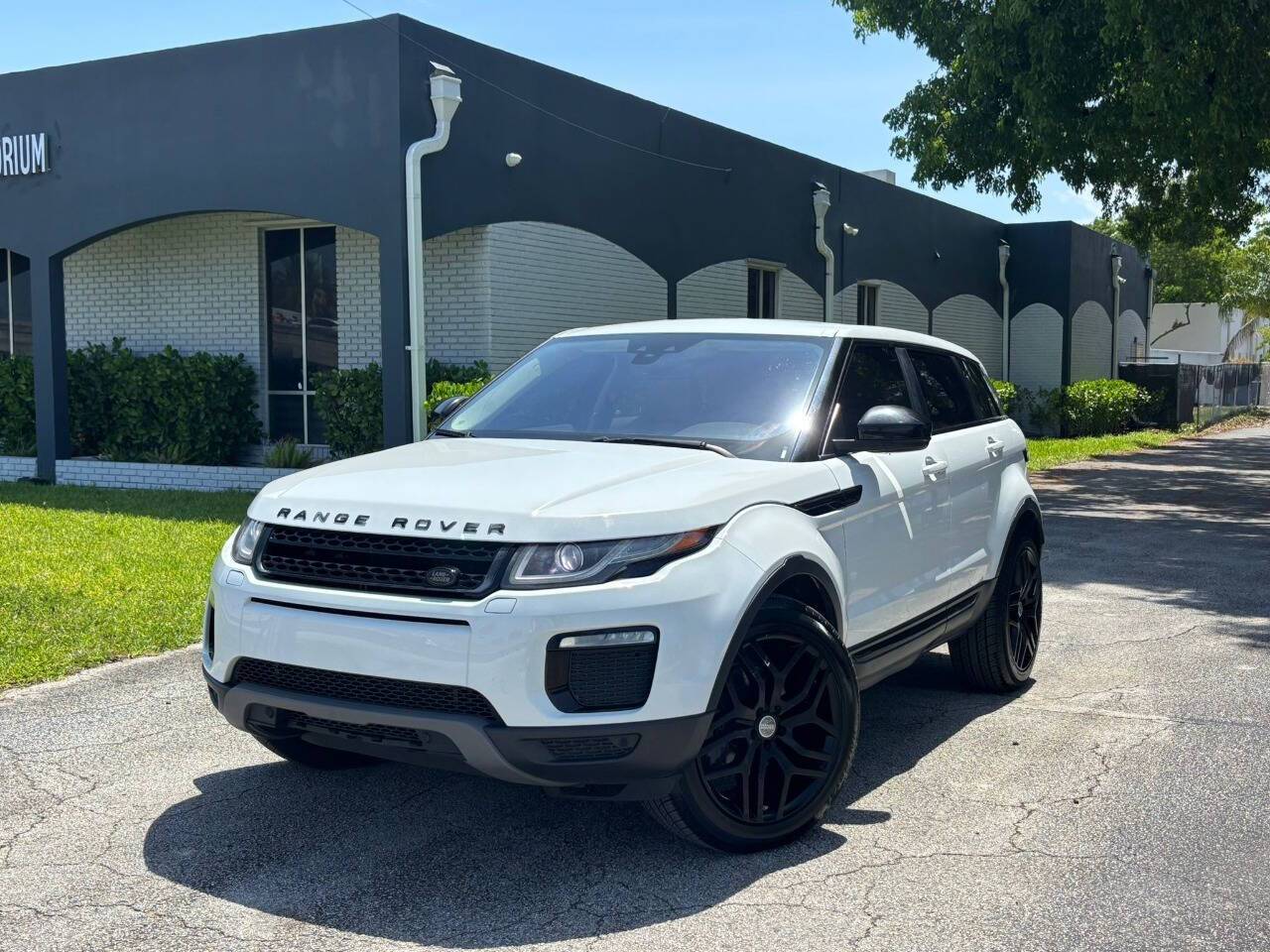 2016 Land Rover Range Rover Evoque SE — SUV — 122,586 mi — Hollywood, FL
