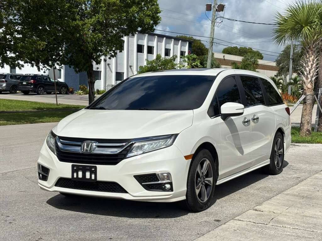 2019 Honda Odyssey Touring — Minivan — 167,285 mi — Hollywood, FL