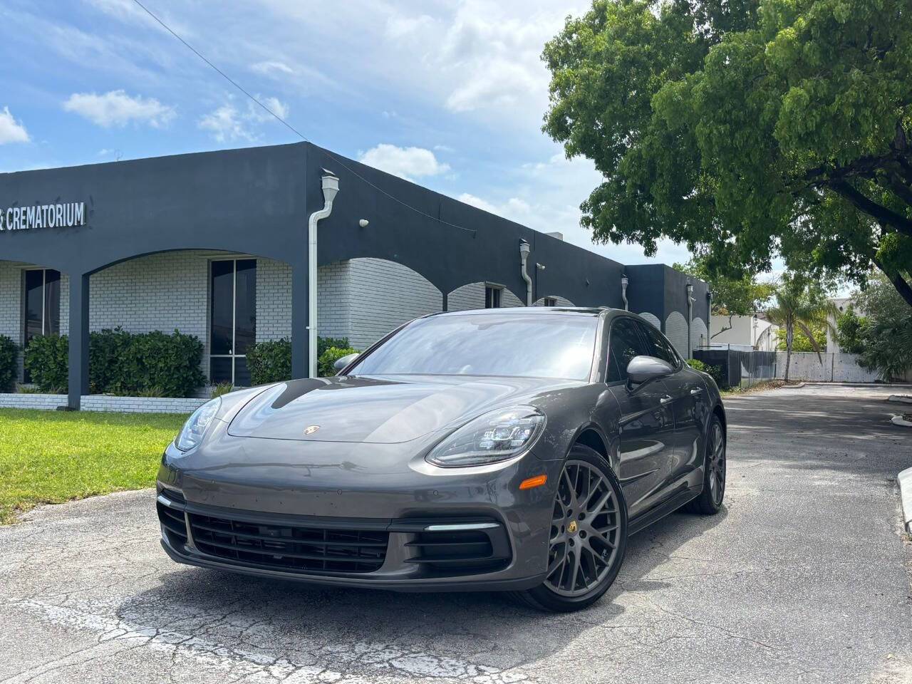 2017 Porsche Panamera 4 — Sedan — 115,000 mi — Hollywood, FL