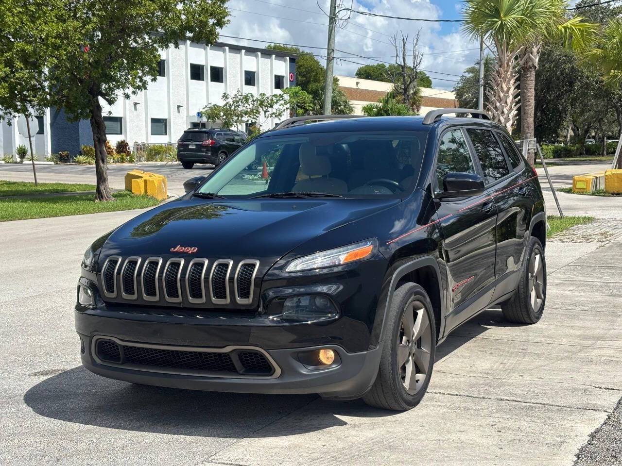 2017 Jeep Cherokee Latitude — SUV — 145,424 mi — Hollywood, FL