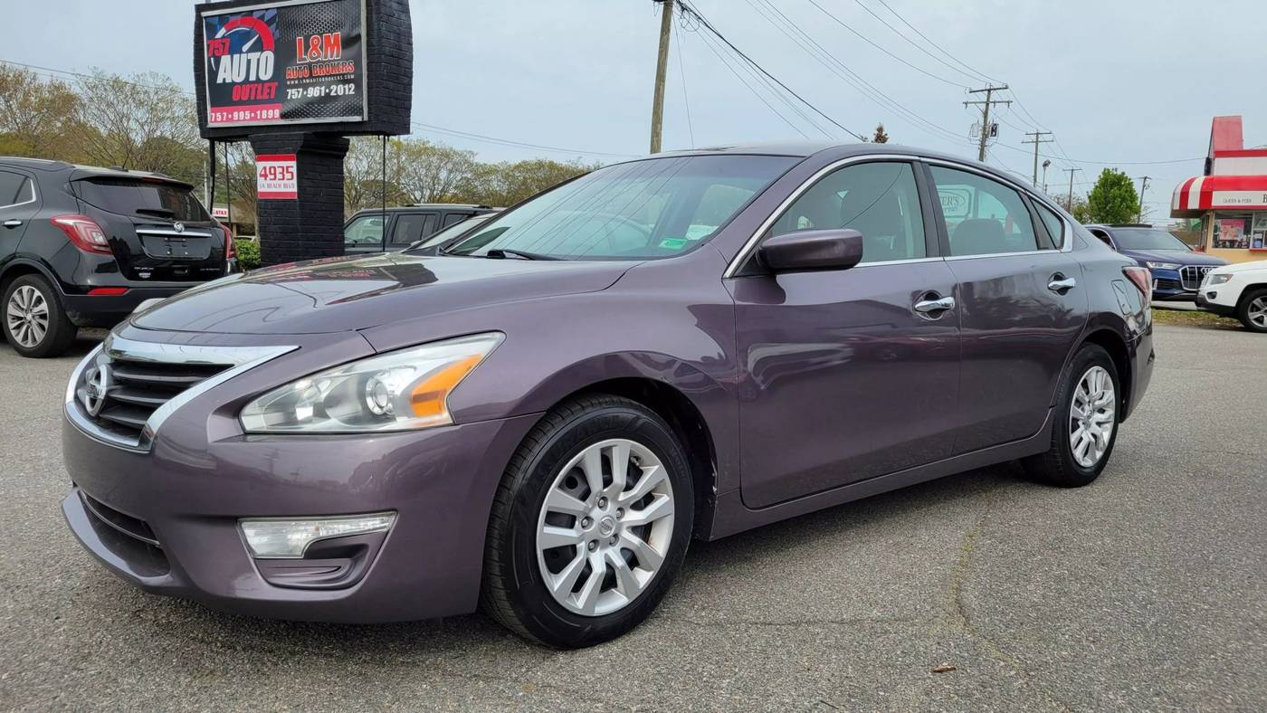 2014 Nissan Altima 2.5 S — Sedan — 102,716 mi — Virginia Beach, VA