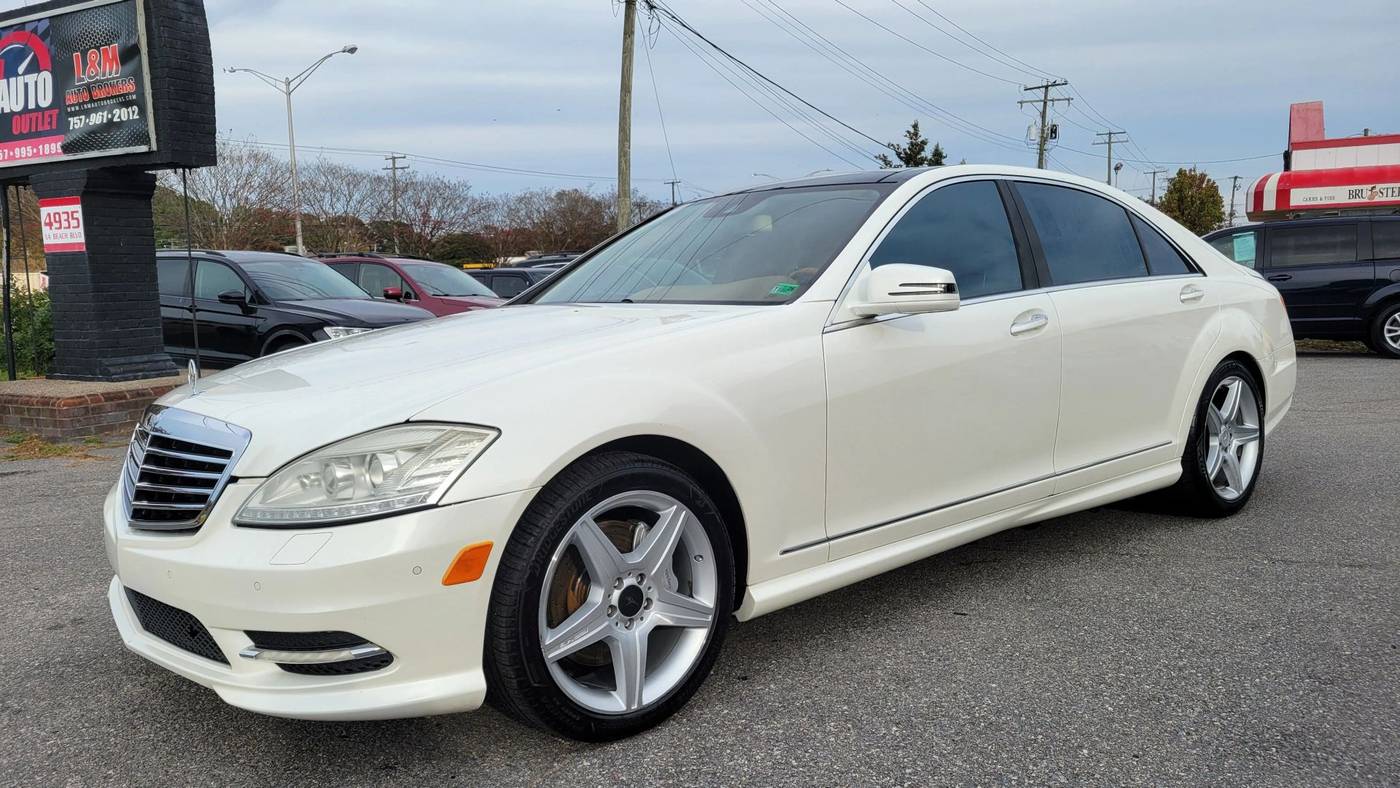 2010 Mercedes-Benz S-Class S 550