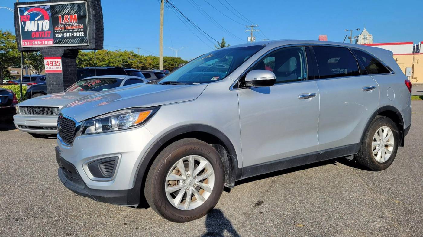 2017 Kia Sorento L