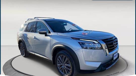 2022 Nissan Pathfinder SL — SUV — 41,242 mi — Raynham, MA