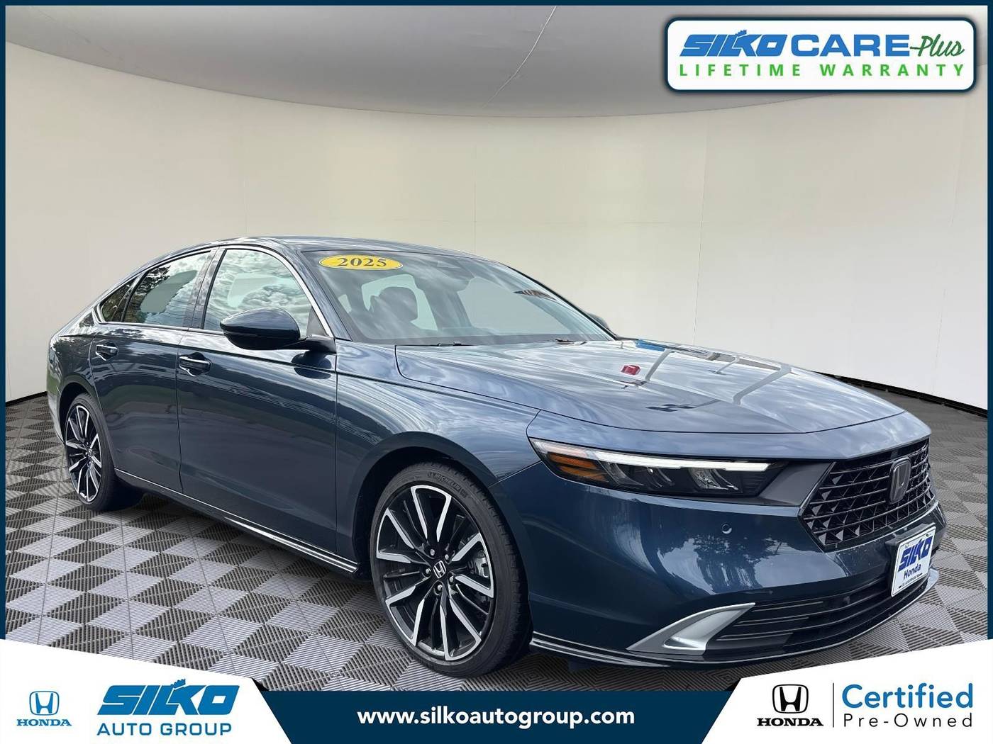 2025 Honda Accord Hybrid Touring — Sedan — 1,149 mi — Raynham, MA