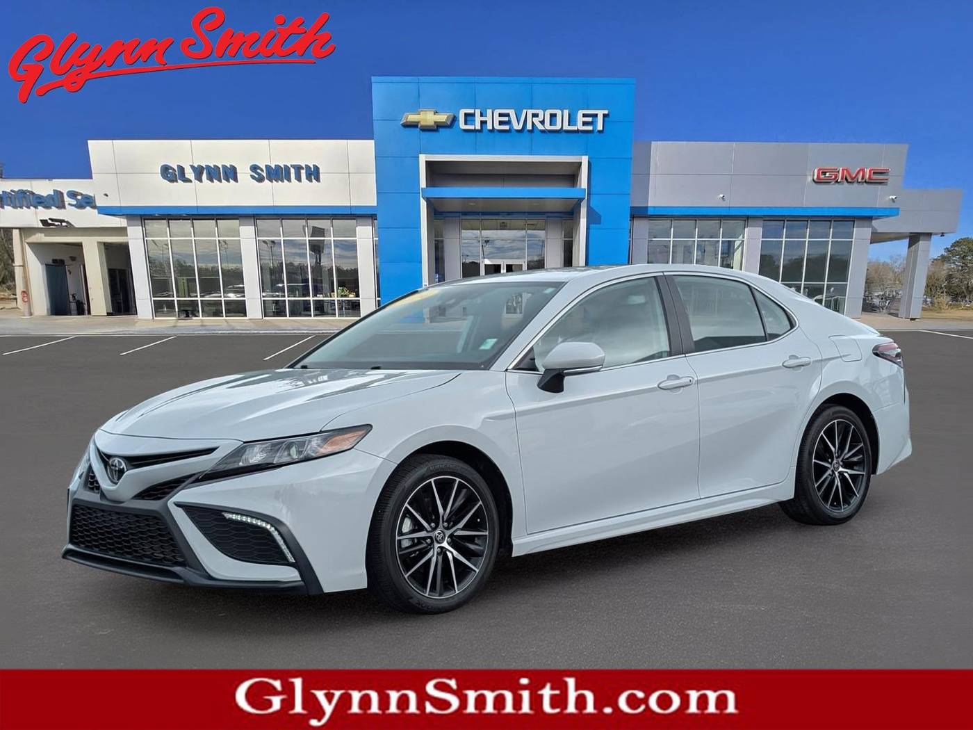 2024 Toyota Camry SE — Sedan — 21,033 mi — Opelika, AL