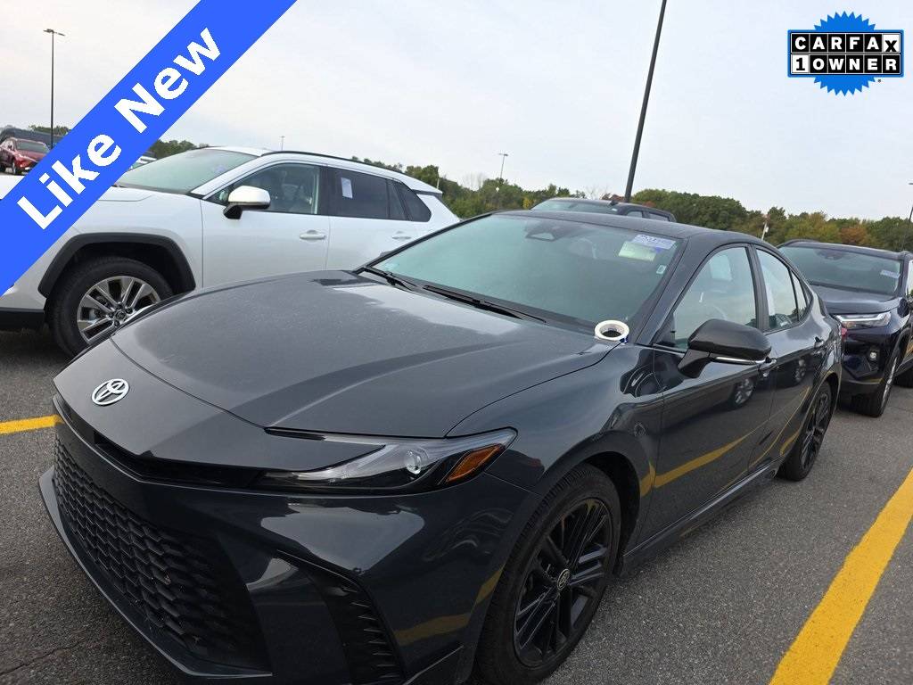 2025 Toyota Camry Hybrid XSE — Sedan — 13,587 mi — Milford, MA