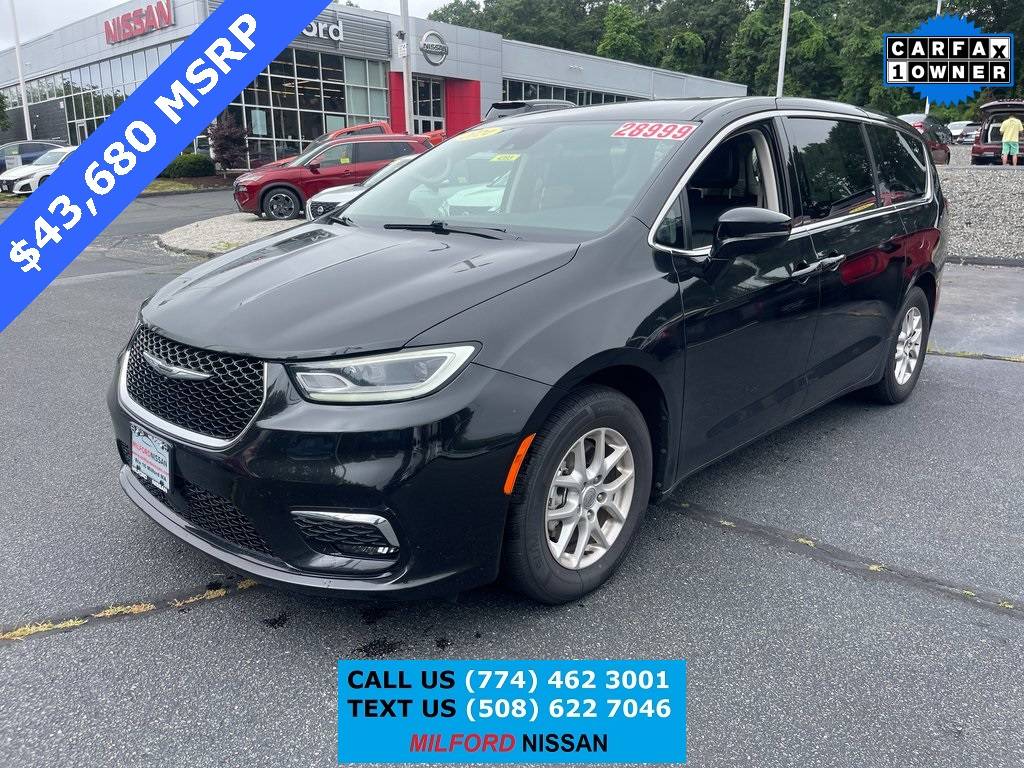 2024 Chrysler Pacifica Touring L — Minivan — 60,043 mi — Milford, MA