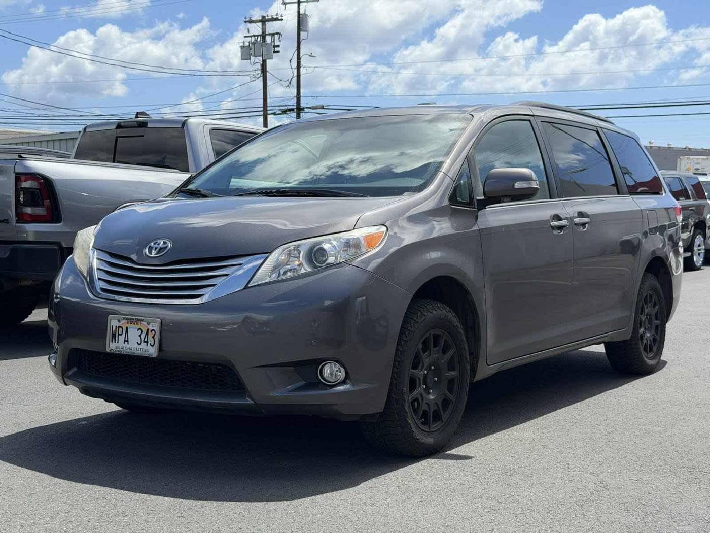 2013 Toyota Sienna Limited — Minivan — 132,141 mi — Honolulu, HI
