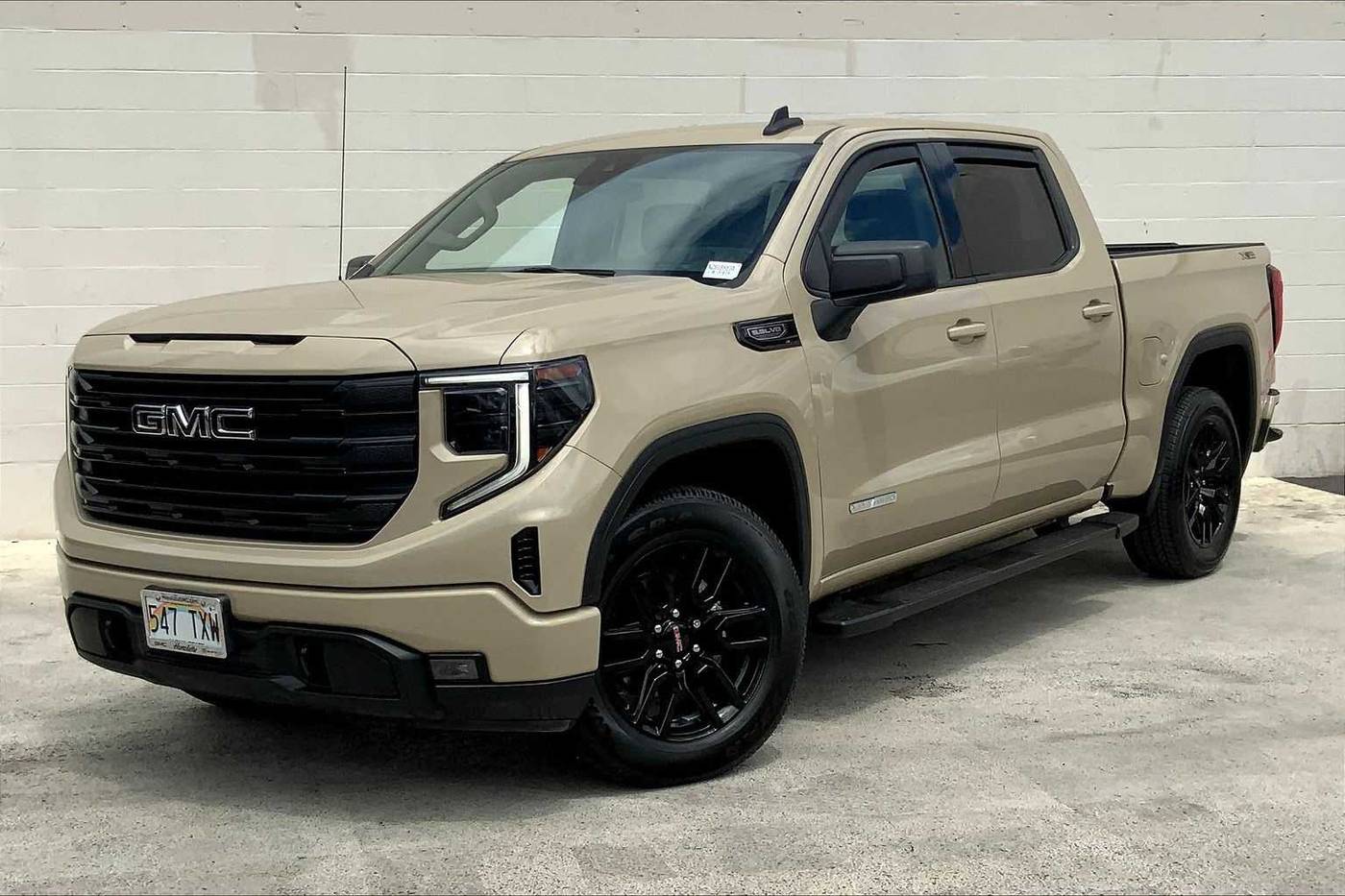 2022 GMC Sierra 1500 Elevation — Pickup Truck — 62,239 mi — Honolulu, HI