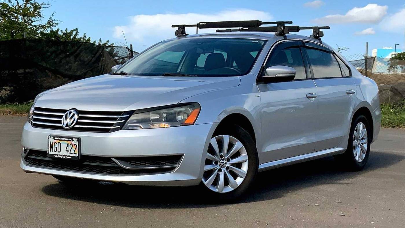 2014 Volkswagen Passat Wolfsburg Edition — Sedan — 111,501 mi — Honolulu, HI