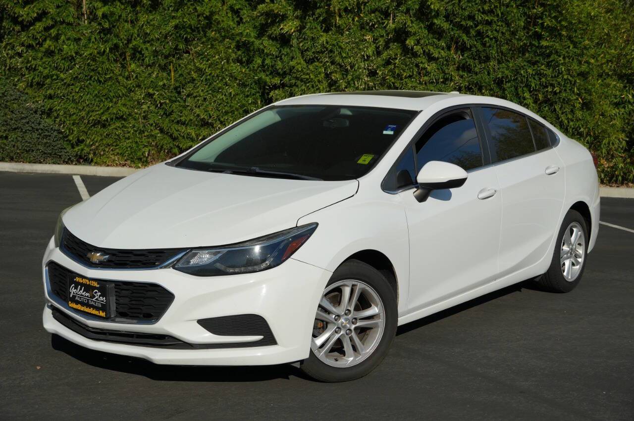 2017 Chevrolet Cruze LT — Sedan — 111,720 mi — Sacramento, CA