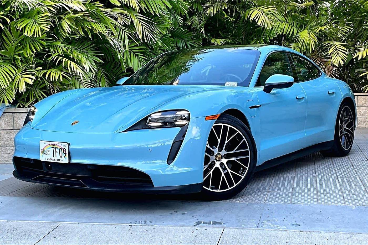 2023 Porsche Taycan