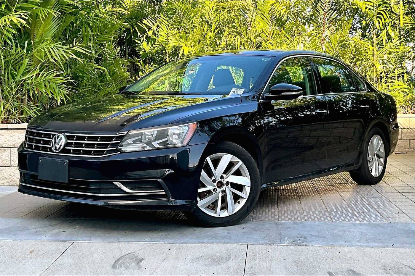2018 Volkswagen Passat 2.0T SE — Sedan — 155,505 mi — Honolulu, HI