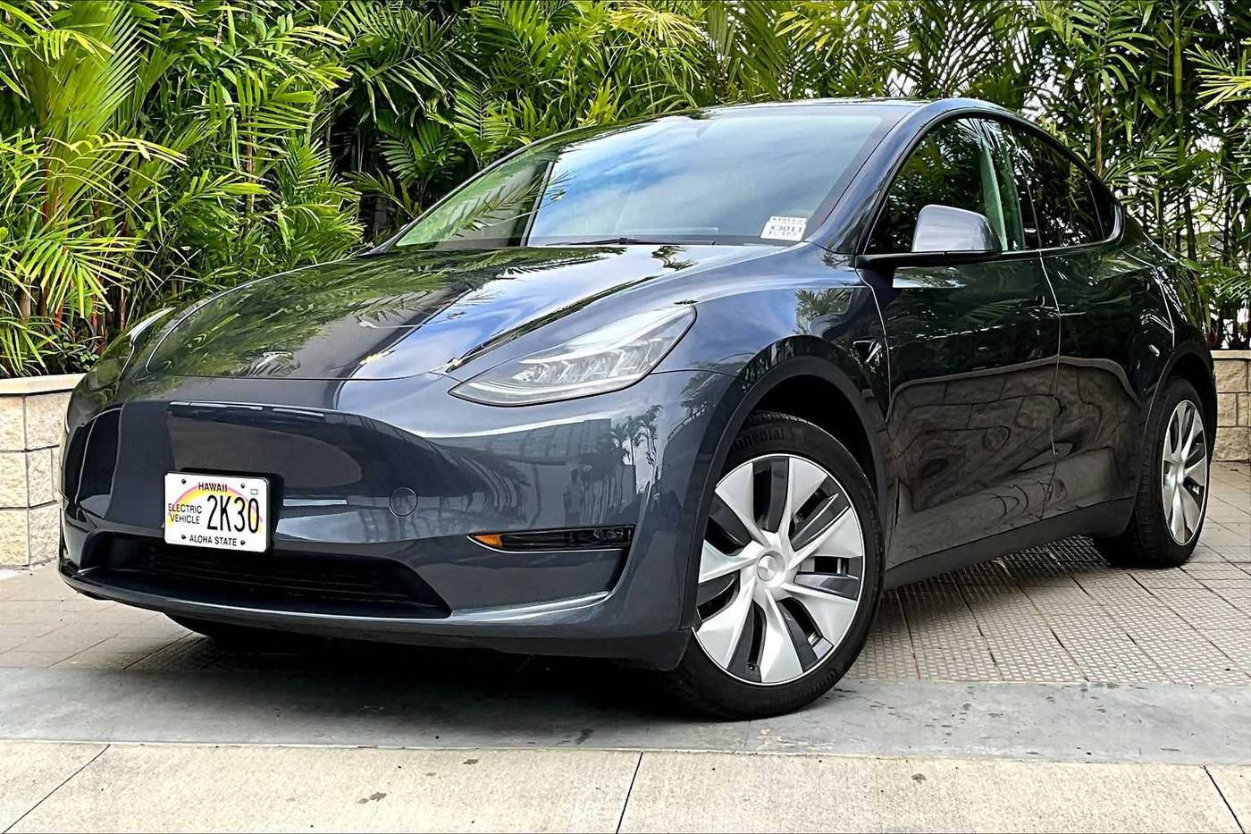 2023 Tesla Model Y Long Range — SUV — 11,103 mi — Honolulu, HI